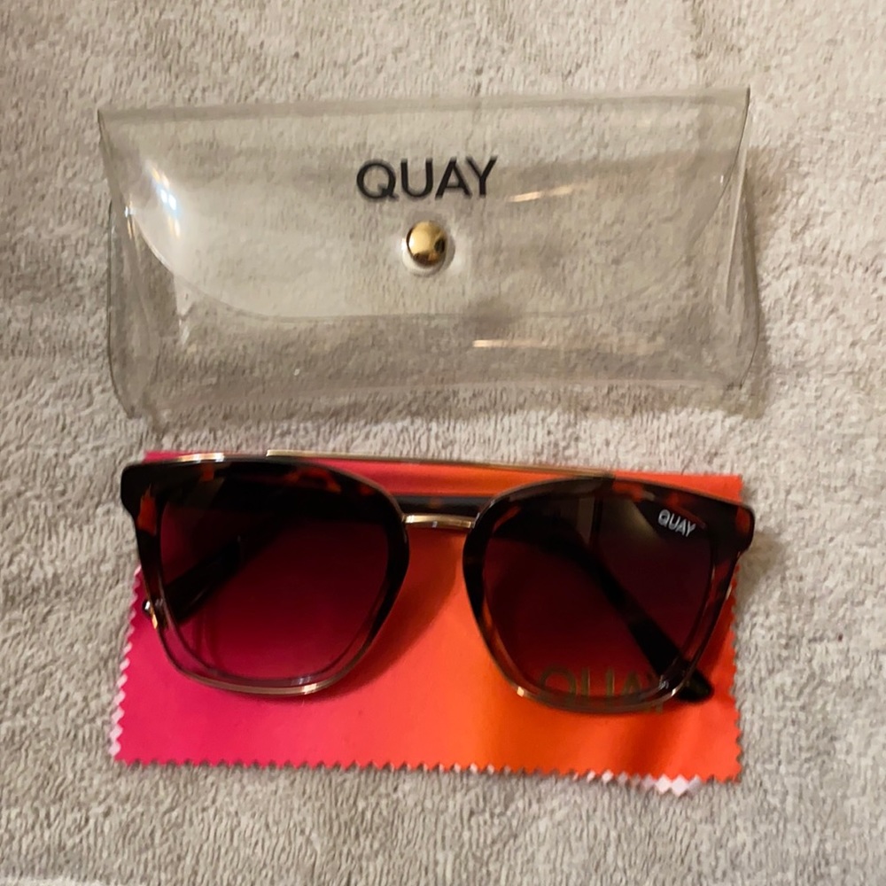 Quay Australia Sweet Dreams sunglasses